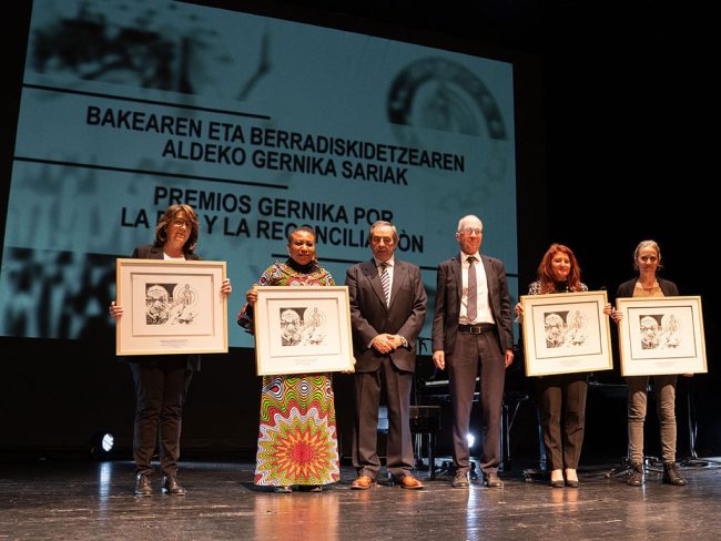 Conmemoración del 85º aniversario del bombardeo de Gernika Conmemoración del 85º aniversario del bombardeo de Gernika