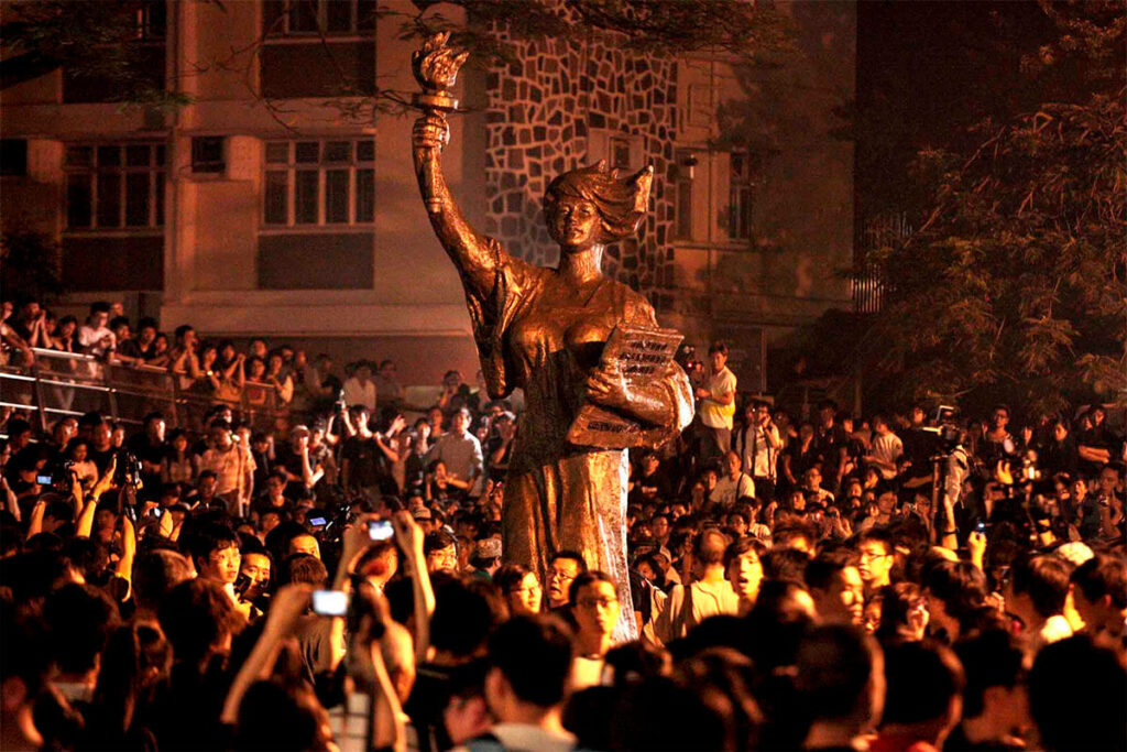 XVI Congreso de la Asociación de Historia Contemporánea 
Miradas al pasado, miradas al presente. Nuevos horizontes de la historiografía contemporánea 
Logroño (La Rioja), 7, 8 y 9 de septiembre del 2023